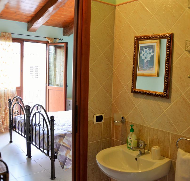 La Capinera Hotell San Vito  Eksteriør bilde